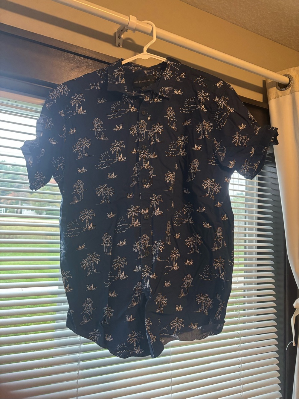 No Boundaries Navy Short-Sleeve Button-Down with White Tropical Print